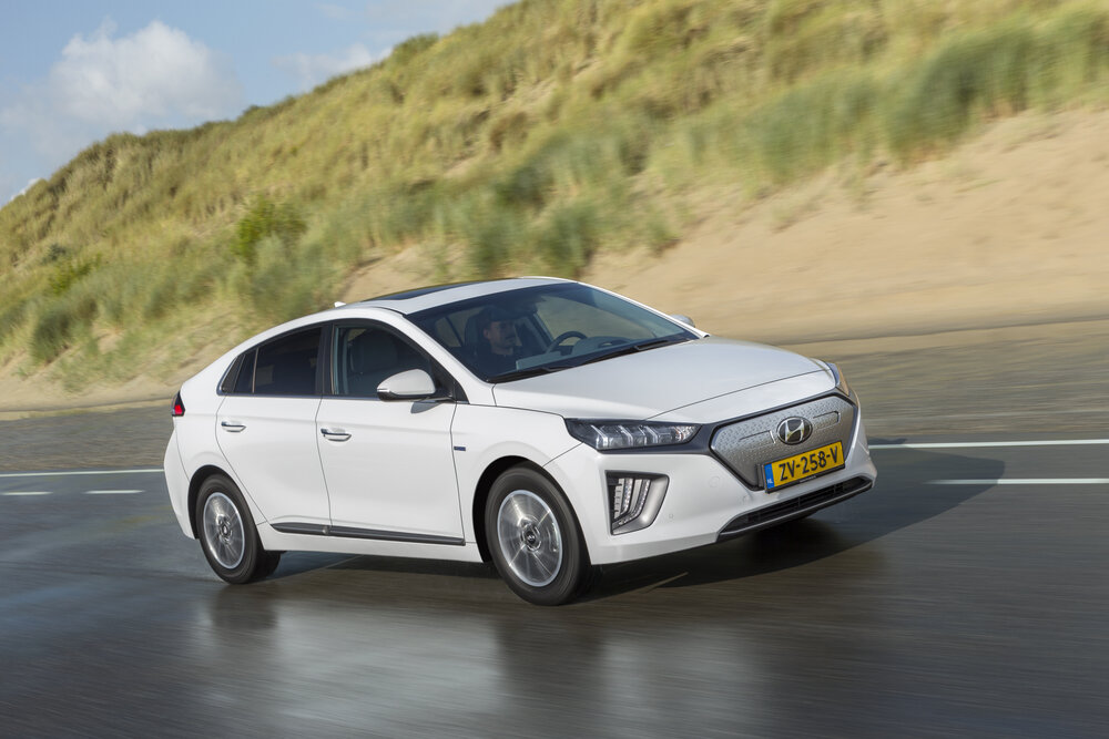 Hyundai IONIQ Electric (2020)