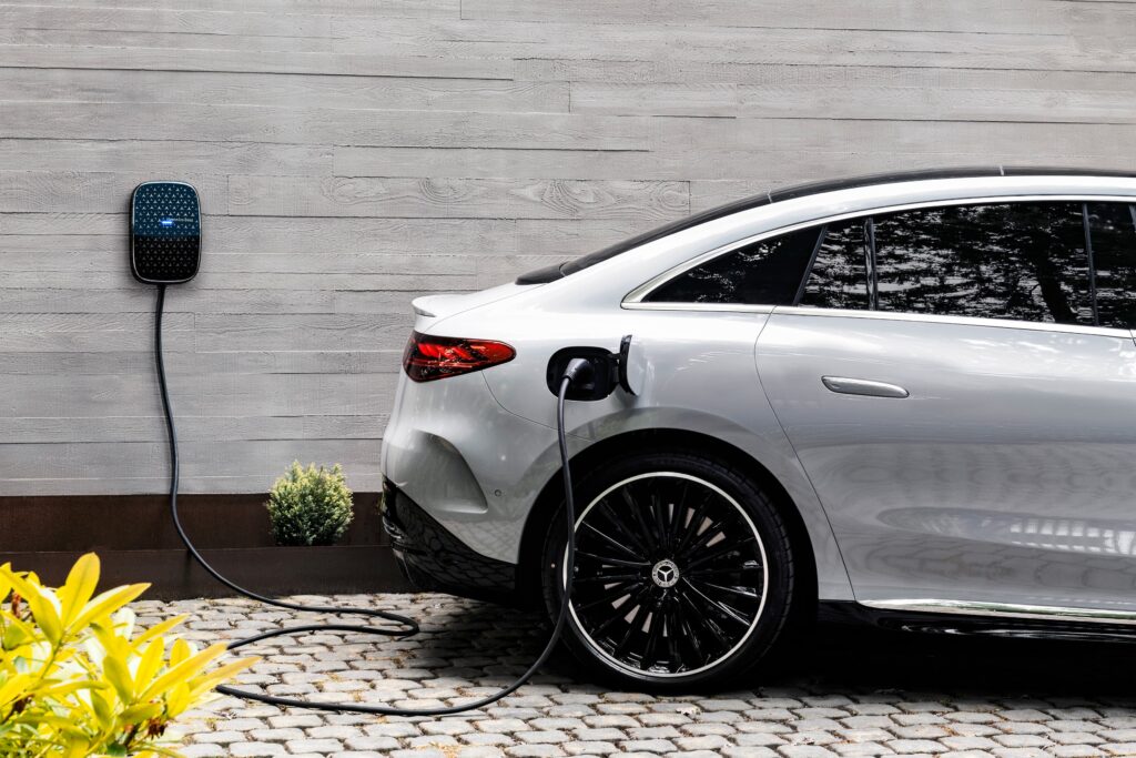 electric Mercedes charging