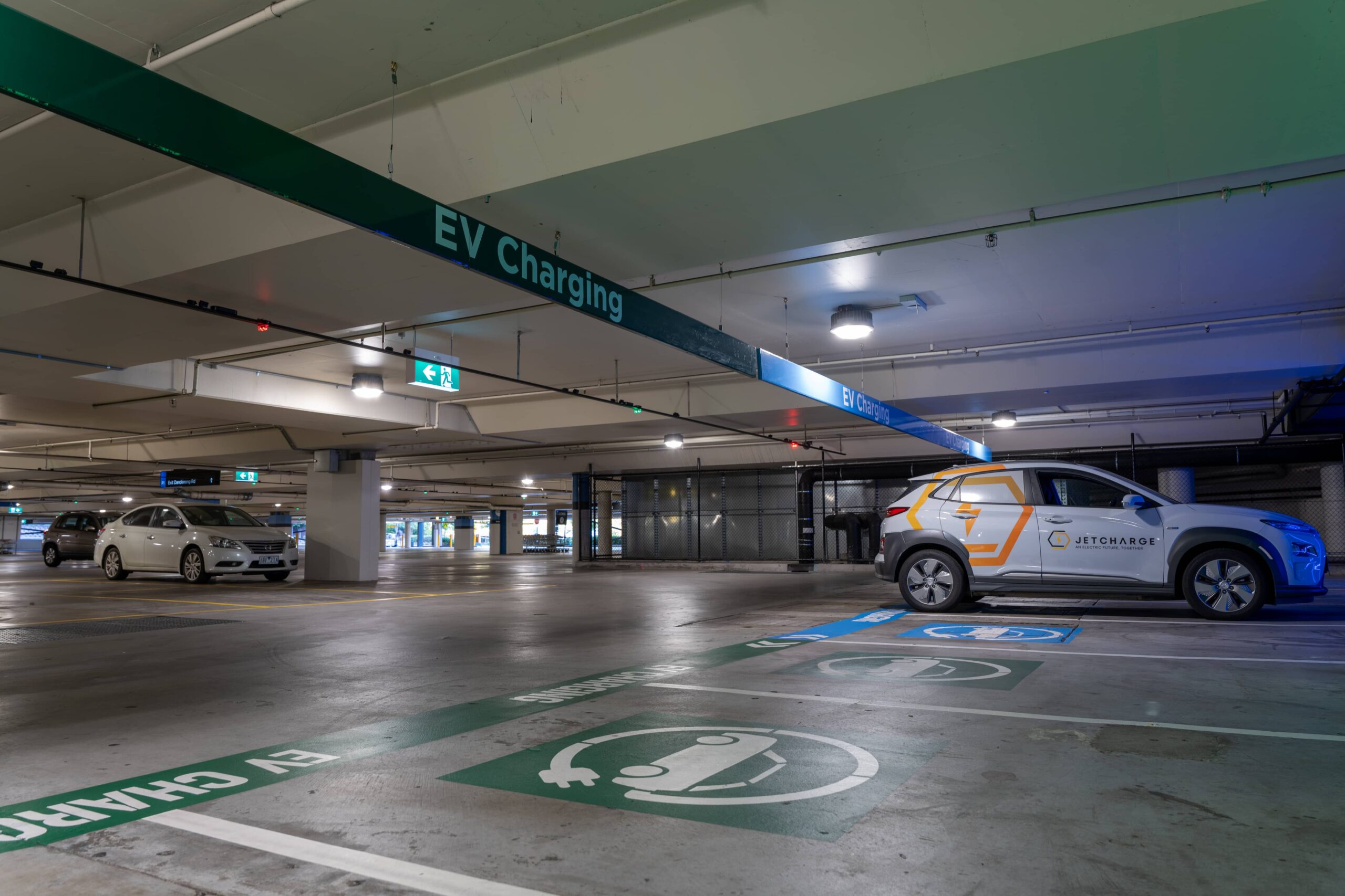 public charging at shopping centre